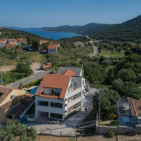 Ancora 2 Stylish With Free Parking Mali Losinj Appartamento *